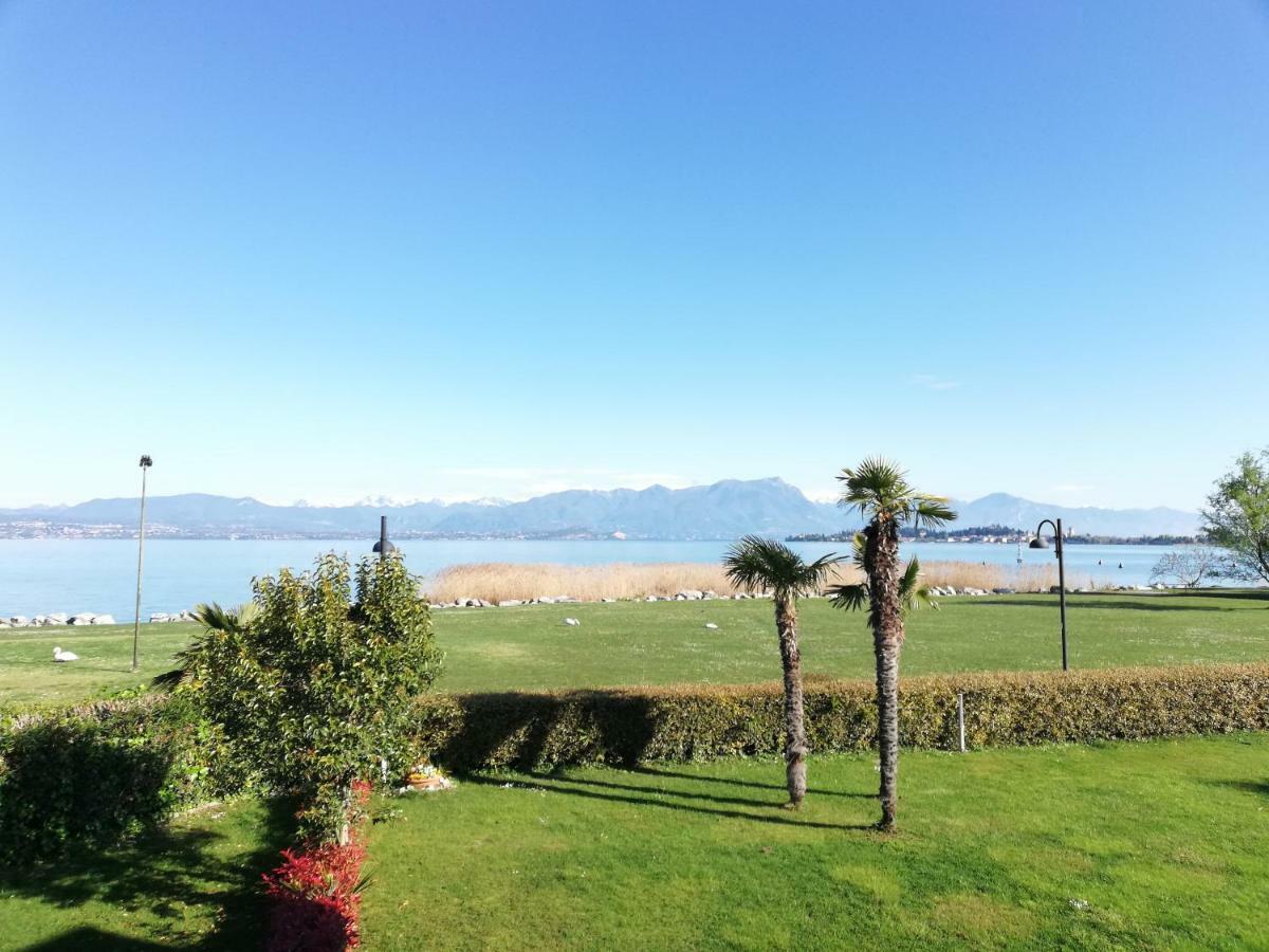 Appartamenti Residence Tulipano Sirmione Exterior photo