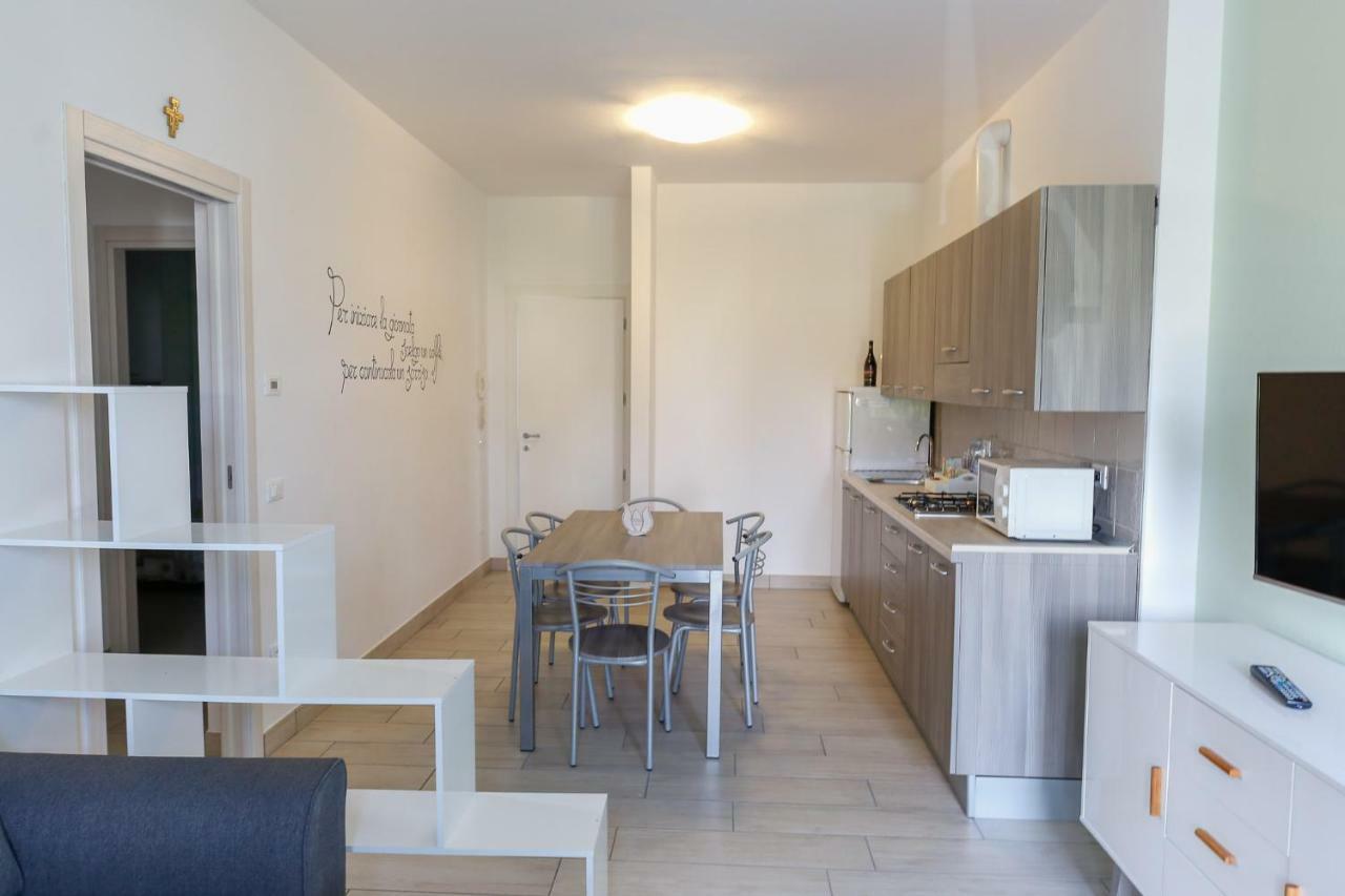 Appartamenti Residence Tulipano Sirmione Exterior photo